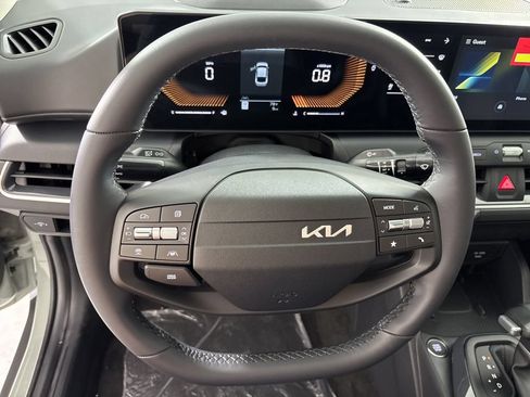 New 2026 Kia K4 EX FWD image 24