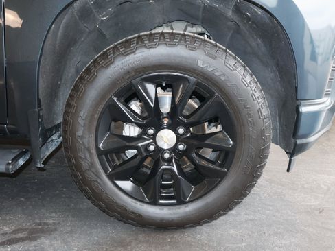 Used 2020 Chevrolet Silverado 1500 Custom w/ Custom Value Package image 29