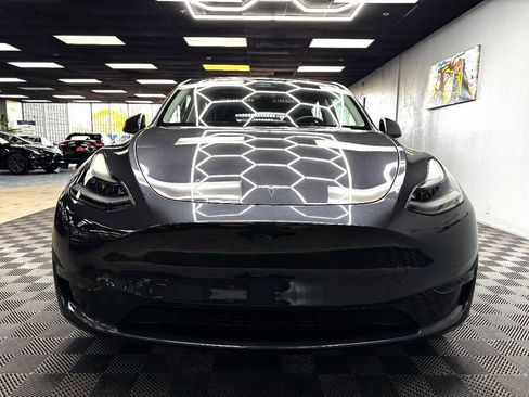 Used 2024 Tesla Model Y Long Range image 4