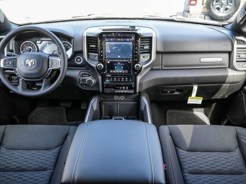 New 2026 RAM 1500 Big Horn AWD/4WD image 14