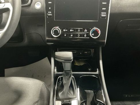 Certified 2023 Hyundai Tucson SEL image 12