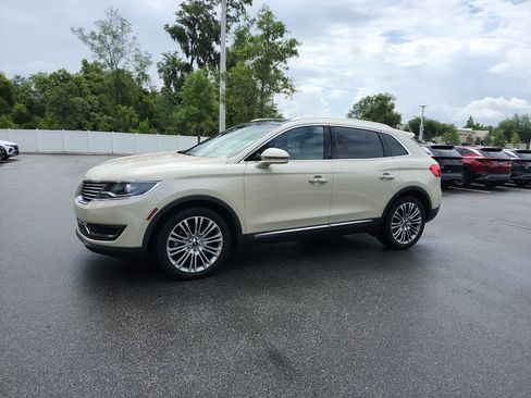 Used 2018 Lincoln MKX Reserve w/ Lincoln MKX Climate Package FWD image 1