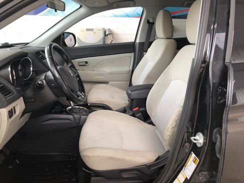 Used 2017 Mitsubishi Outlander Sport ES FWD image 17