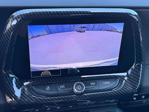 Used 2020 Chevrolet Camaro ZL1 RWD image 25