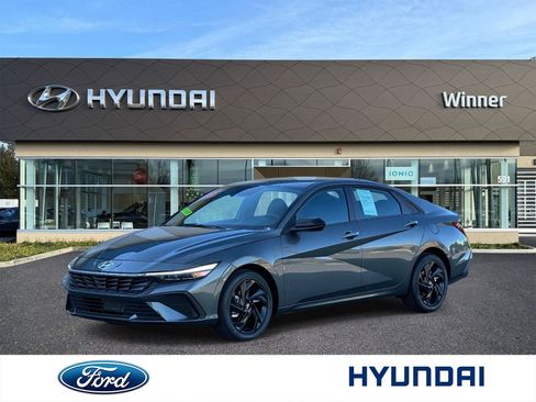 Used 2026 Hyundai Elantra Sport FWD image 1