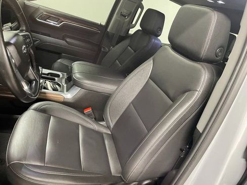 Used 2024 Chevrolet Silverado 1500 RST AWD/4WD image 12