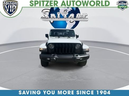 Used 2021 Jeep Gladiator Sport AWD/4WD image 3
