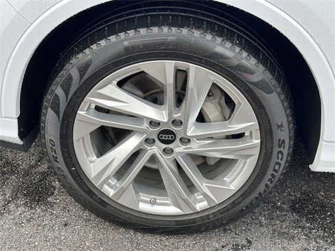 Used 2023 Audi Q7 2.0T Premium Plus w/ Premium Plus Package image 10
