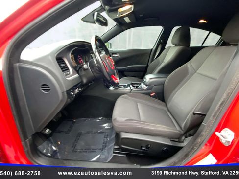 Used 2020 Dodge Charger SXT w/ Blacktop Package AWD/4WD image 13
