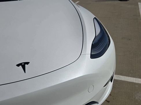 Used 2024 Tesla Model Y image 10