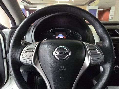 Used 2015 Nissan Altima 2.5 S w/ Special Edition Package FWD image 24
