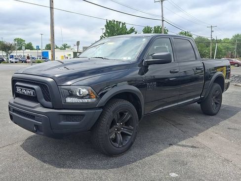 Used 2024 RAM 1500 Warlock AWD/4WD image 3