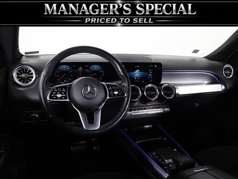 Used 2022 Mercedes-Benz GLB 250 4MATIC image 29
