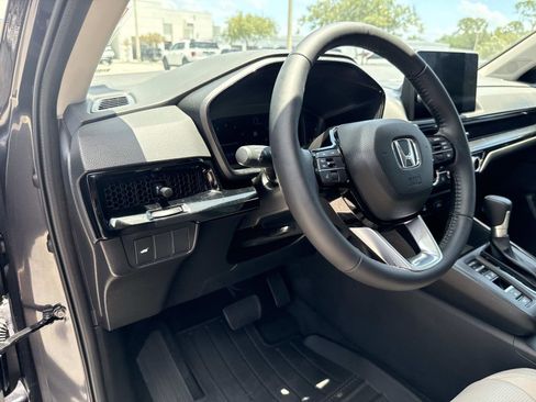 Used 2026 Honda CR-V EX-L image 17