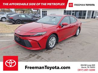 Used 2025 Toyota Camry LE w/ Convenience Package video 1