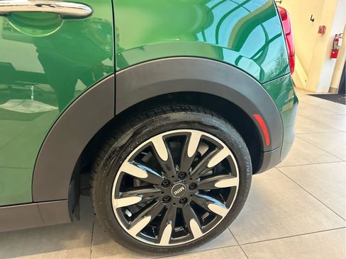 Used 2020 MINI Cooper S w/ Premium Package image 21