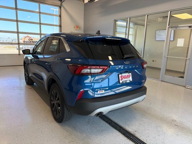 Used 2023 Ford Escape Active AWD/4WD image 5