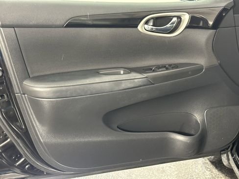 Used 2019 Nissan Sentra SV image 32