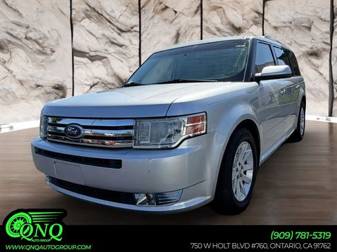 Used 2011 Ford Flex SEL w/ Rapid Spec Order Code FWD image 1