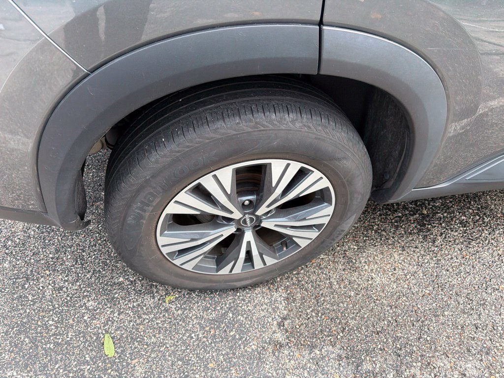 Used 2023 Nissan Rogue SV AWD/4WD image 4