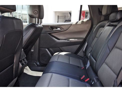 Used 2026 Chevrolet Equinox LT w/ Convenience Package II FWD image 26