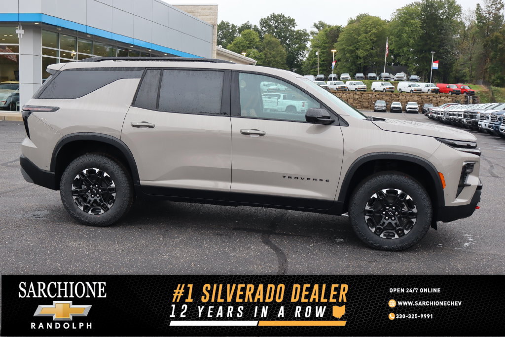 New 2027 Chevrolet Traverse Z71 w/ Enhanced Driving Package AWD/4WD image 1