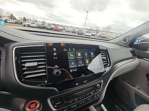 Used 2019 Honda Pilot EX image 18