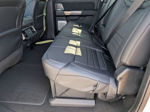 New 2026 Ford F250 Platinum AWD/4WD image 6