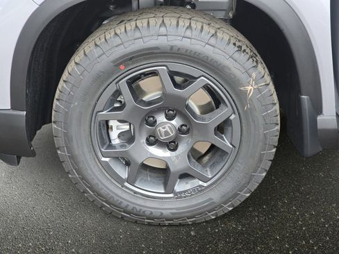 New 2026 Honda Pilot TrailSport image 32