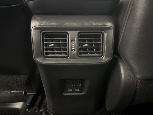 Used 2022 Toyota RAV4 XLE Premium FWD image 12