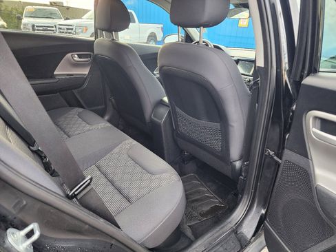 Used 2018 Kia Niro LX image 25