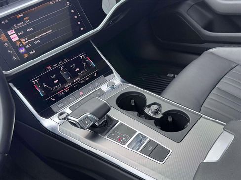 Used 2024 Audi A6 2.0T Premium image 17