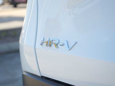 New 2026 Honda HR-V LX image 8