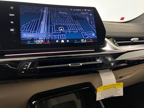 Used 2025 BMW X2 xDrive28i w/ Premium Package image 27