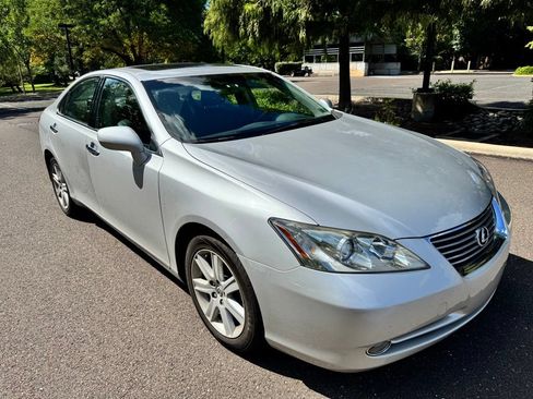 Used 2008 Lexus ES 350 w/ Premium Pkg FWD image 3