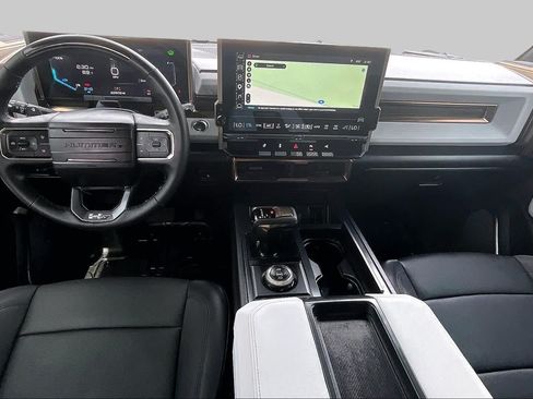 Used 2024 GMC Hummer EV 2X AWD/4WD image 12