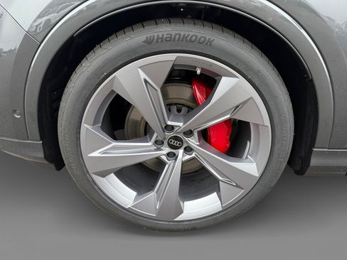 New 2026 Audi Q7 3.0T Prestige image 9