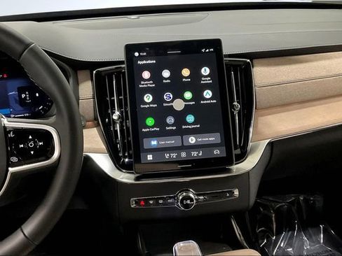 New 2026 Volvo XC90 B5 Core image 7