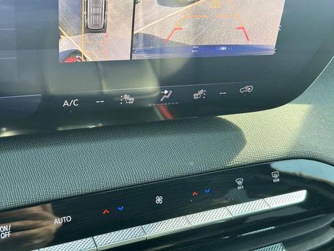 New 2026 Buick Enclave Preferred w/ Power Package AWD/4WD image 14