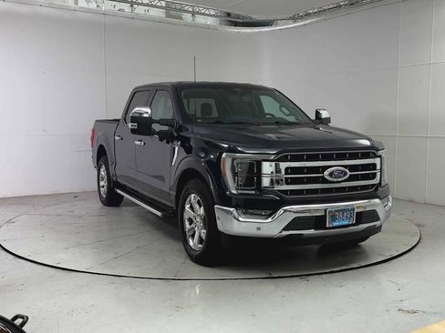 Used 2022 Ford F150 Lariat w/ Equipment Group 502A High RWD image 4