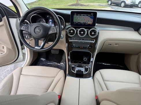 Used 2018 Mercedes-Benz GLC 300 4MATIC image 15