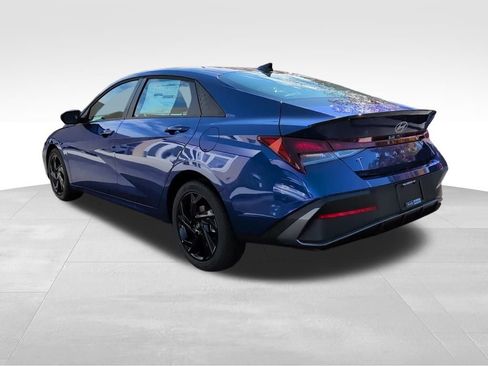 New 2026 Hyundai Elantra Sport image 5