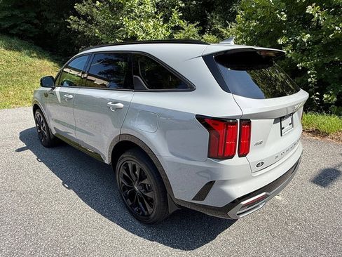 Used 2022 Kia Sorento SX AWD/4WD image 8