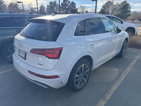 Used 2021 Audi Q5 2.0T Premium image 3