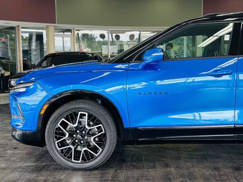 Used 2026 Chevrolet Blazer RS w/ Driver Confidence II Package AWD/4WD image 17