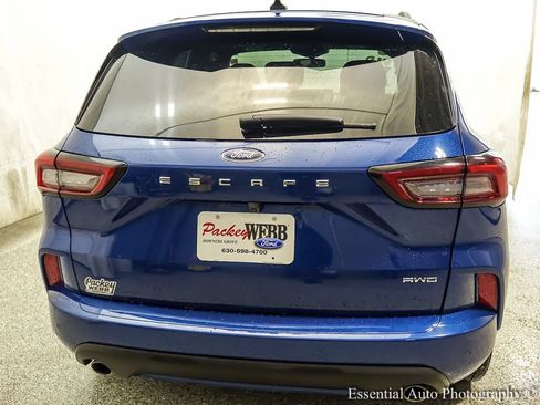 Used 2023 Ford Escape ST-Line Elite AWD/4WD image 6