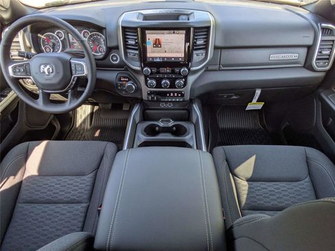 New 2026 RAM 1500 Big Horn AWD/4WD image 15