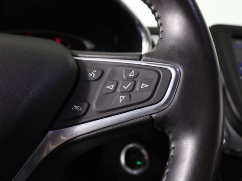 Used 2019 Chevrolet Equinox LT FWD image 34
