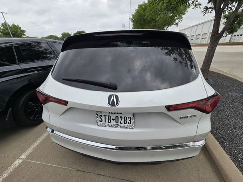 Certified 2023 Acura MDX FWD w/ Technology Package image 6