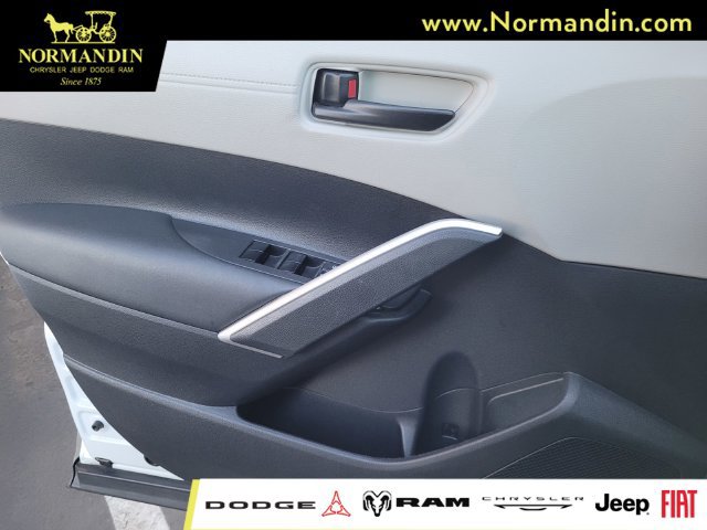 Used 2024 Toyota Corolla Cross L FWD image 15